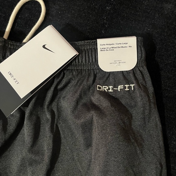 NIKE DRI-FIT STANDARD ISSUE REVERSIBLE BASKETBALL SHORTS Sz M - Picture 7 of 10